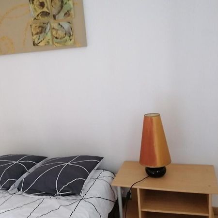 Pont-De-Vaux City Center Appartement For 2 Luaran gambar