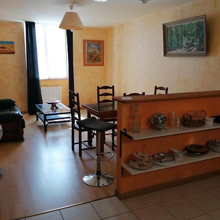 Pont-De-Vaux City Center Appartement For 2 Luaran gambar