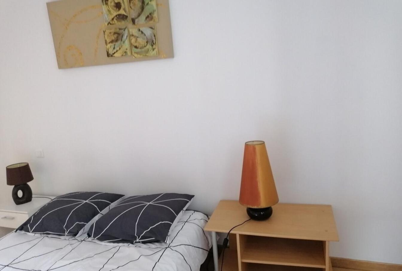 Pont-De-Vaux City Center Appartement For 2 Luaran gambar